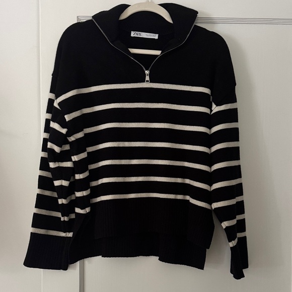 Zara Black and White Striped Turtleneck Sweater - Picture 1 of 4
